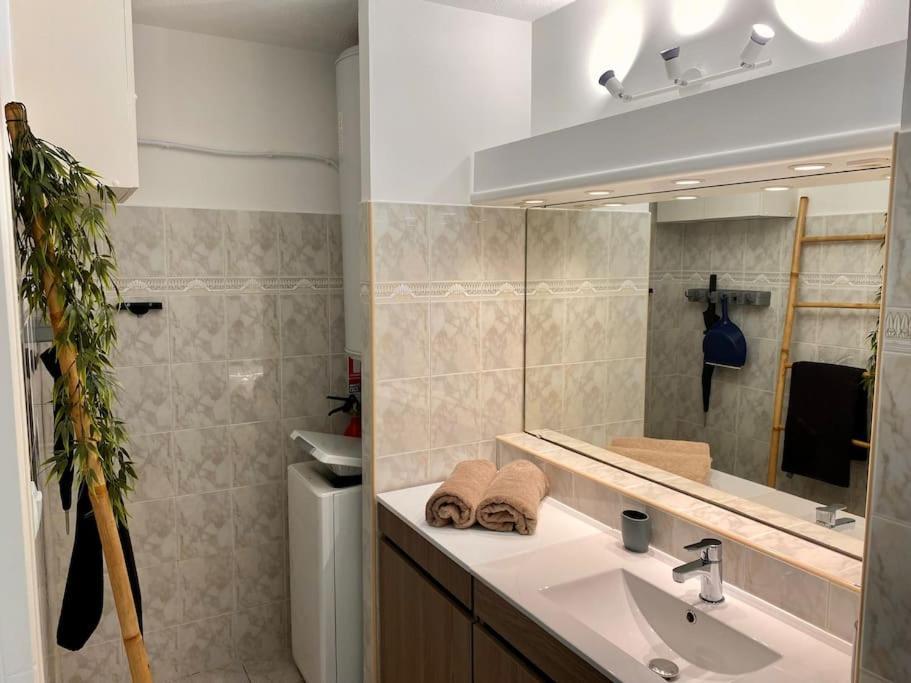 Port-Frejus, Le Paladien, Appartement 2 Pieces Climatise, Terrasse & Parking Buitenkant foto
